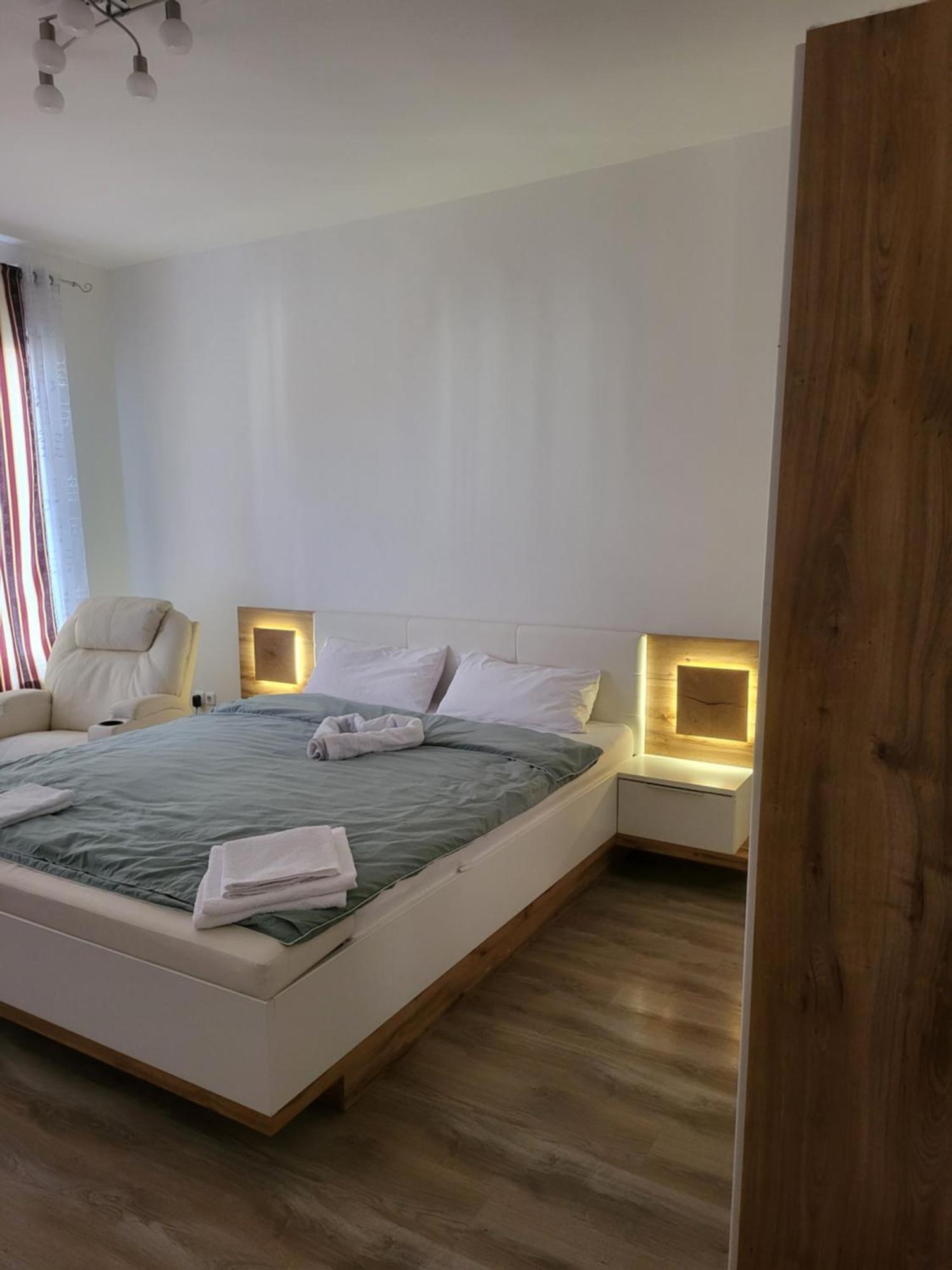 Apartments Angels O K B Άλτενμπουργκ Εξωτερικό φωτογραφία